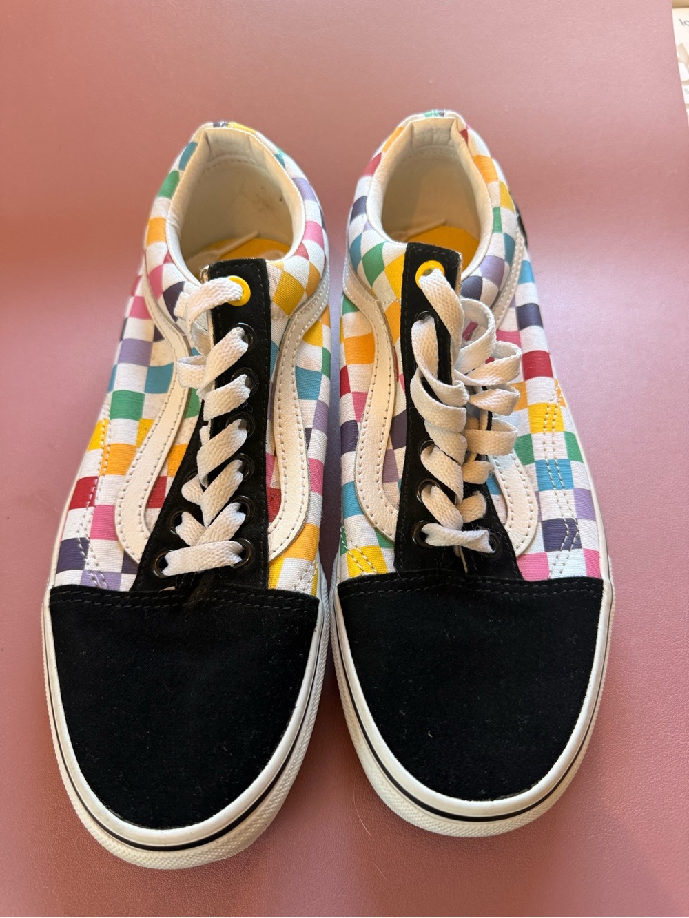 Vans Old Skool Rainbow Checkerboard Skate Shoes, Women’s 8.5, Men’s 7
